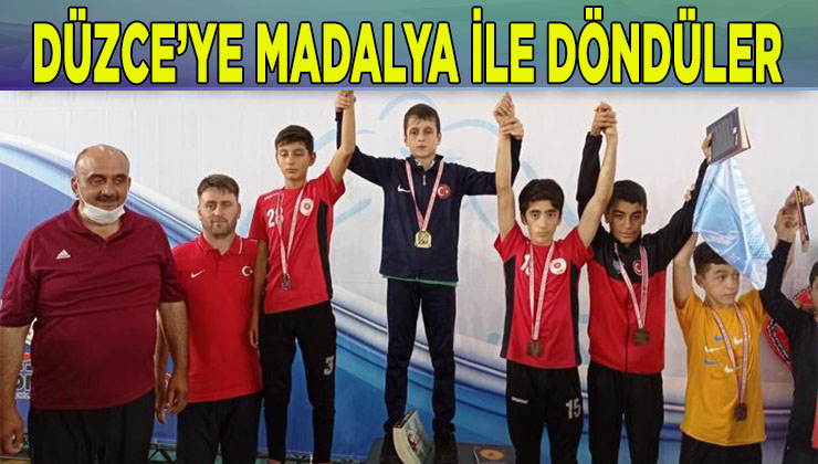 Düzceli güreşçiler Türkiye şampiyonu oldu!..