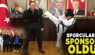 Başkan Yanmaz Akçakoca’nın Taekwondo Takımına Ana Sponsor Oldu
