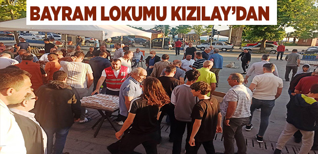 KIZILAY’DAN CAMİ ÖNLERİNDE BAYRAM LOKUMU İKRAMI…