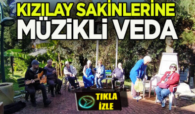 AKÇAKOCA HUZUREVİ SAKİNLERİNE MÜZİKLİ VEDA!..