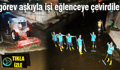 Dere Temizliğinde Hem Çalışıyorlar Hem Eğleniyorlar