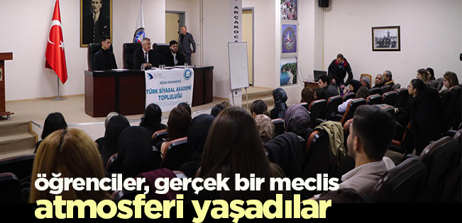 ZEYTİNDALI KONFERANS SALONU’NDA GERÇEĞİNİ ARATMAYAN MECLİS SİMÜLASYONU