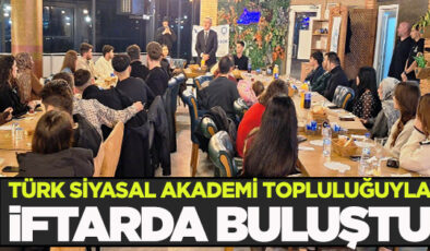 BAŞKAN ALBAYRAK’TAN RAMAZAN’DA ÖRNEK BULUŞMA: ÜNİVERSİTELİ GENÇLERLE BİR ARAYA GELDİ