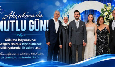 AKÇAKOCALI GENÇLERİN NİŞANINDA ARTVİN VE KARS OYUNLARI BİRLİKTE OYNANDI